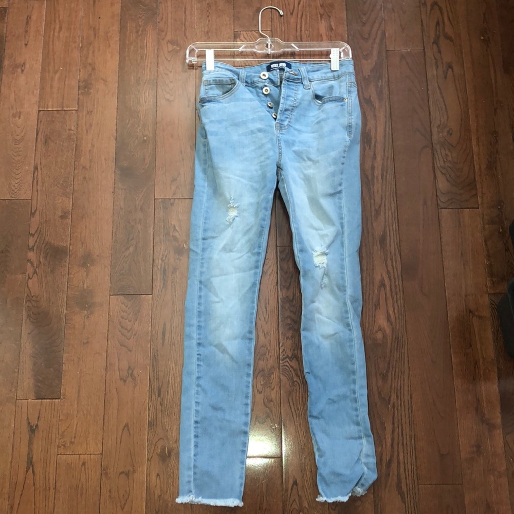Light blue wash jeans